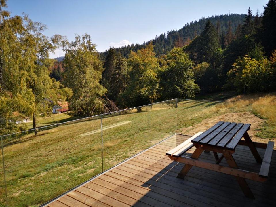 Вилла Chalet A L'Oree Du Bois Ле-Толи Экстерьер фото